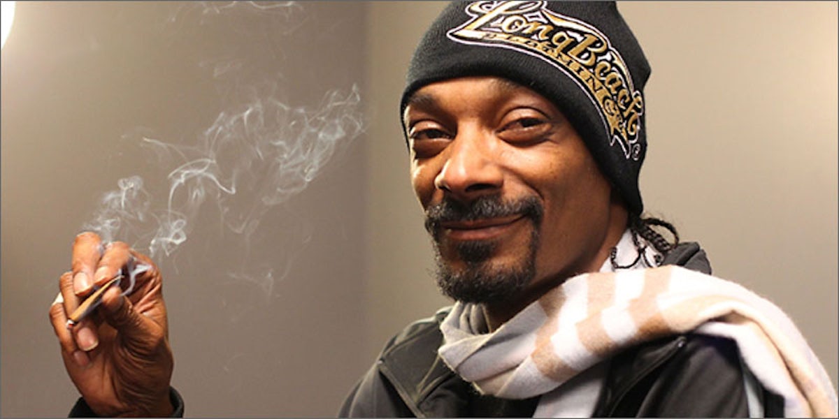 So, How Much Weed Does Snoop Really Smoke On The Daily? Herb So, How Much Weed Does Snoop Really Smoke On The Daily? Herb