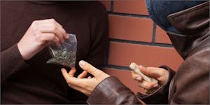 5 Signs You Have A Shady Dealer…