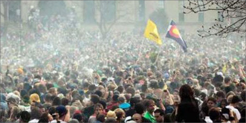 5 colorado pot laws crowd What You Need to Know When Heading to “Colo RAD oh”