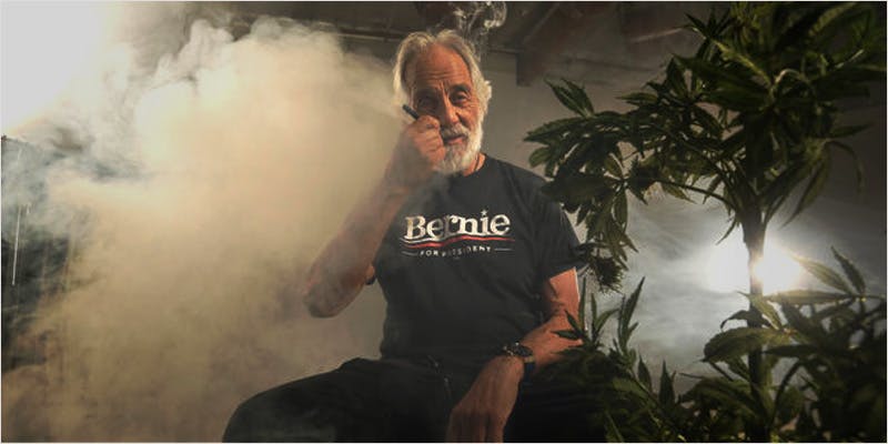 chong on weed snoop ci 2 Tommy Chong On Weed, Snoop, Bernie And Spicy Wings