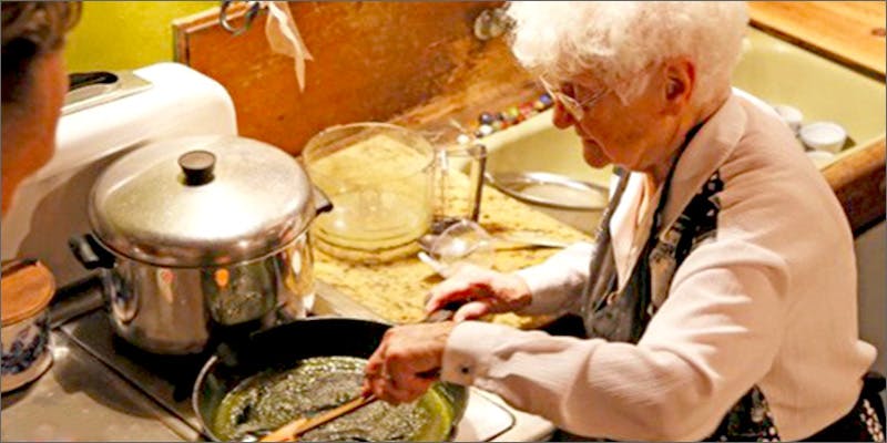 nonna1 Nonna Marijuana: A Weed Grandma Cooks for the Cure
