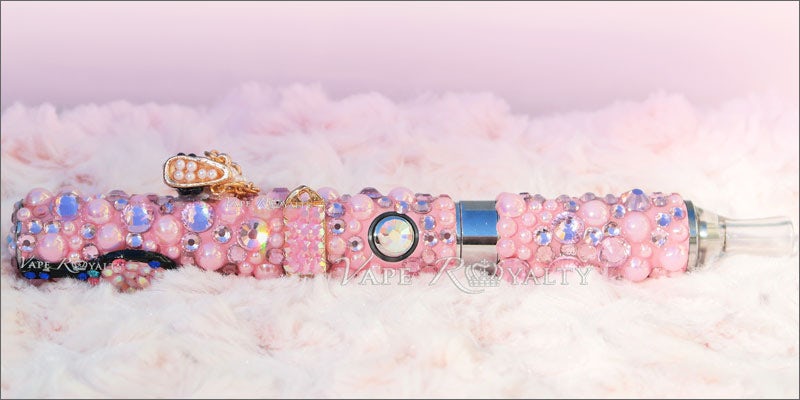 1 glamorous cannabis accessories for girls bedazzled vape 10 Must Have Accessories for the Girly Cannabis Enthusiast