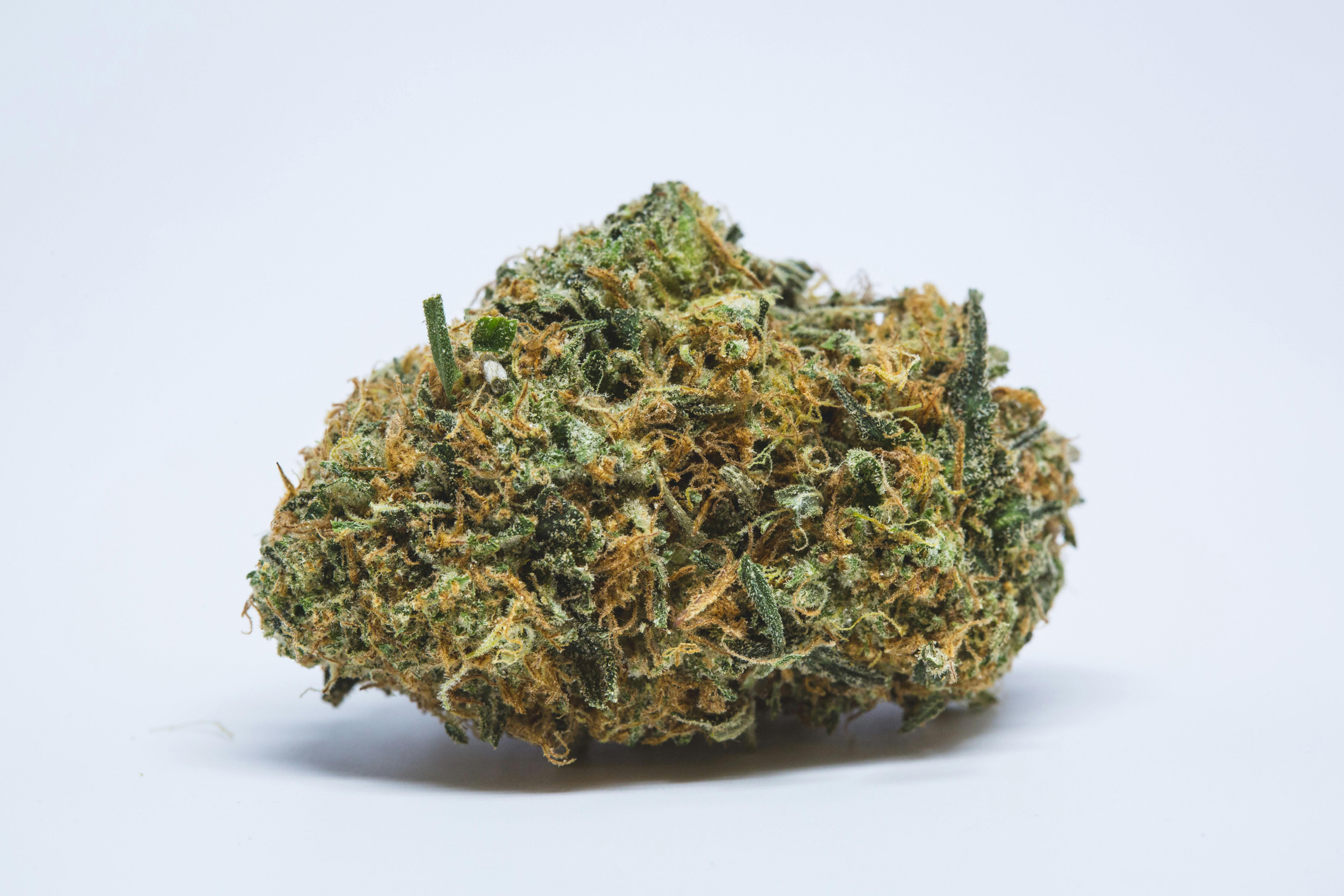 Diesel Weed; Diesel Cannabis Strain; Diesel Hybrid Marijuana Strain