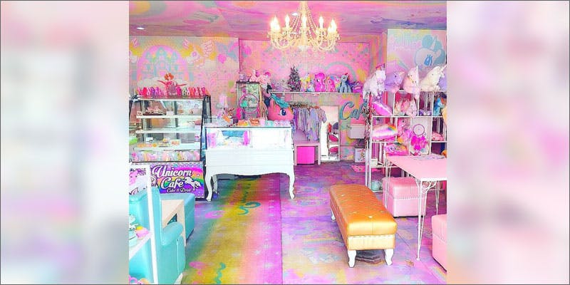 1 magical unicorn cafe There’s A Unicorn Café That’s Magical AF