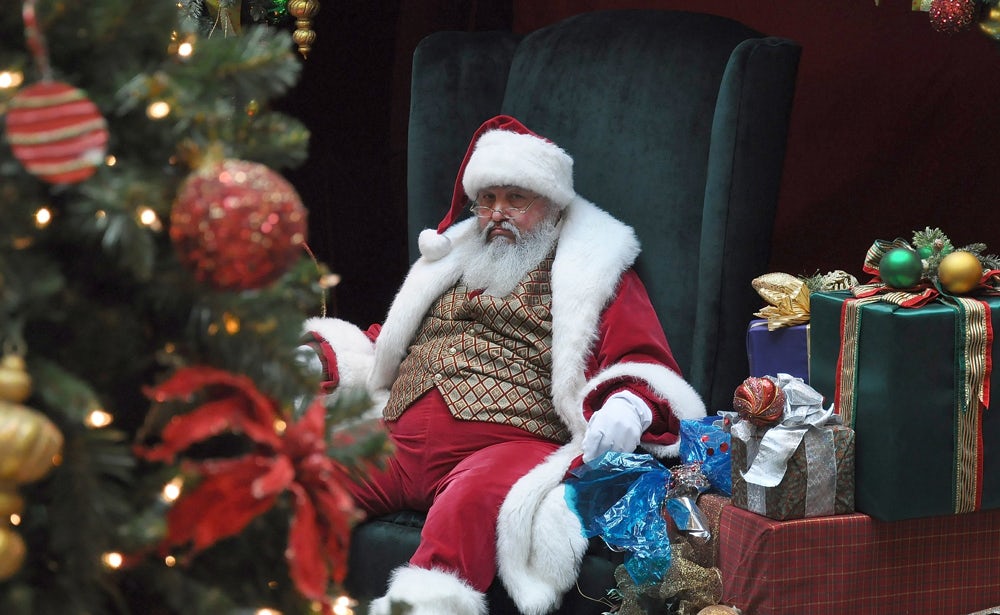 3132355272 206af24458 o This is What Santa is Really Smoking in That Pipe of His