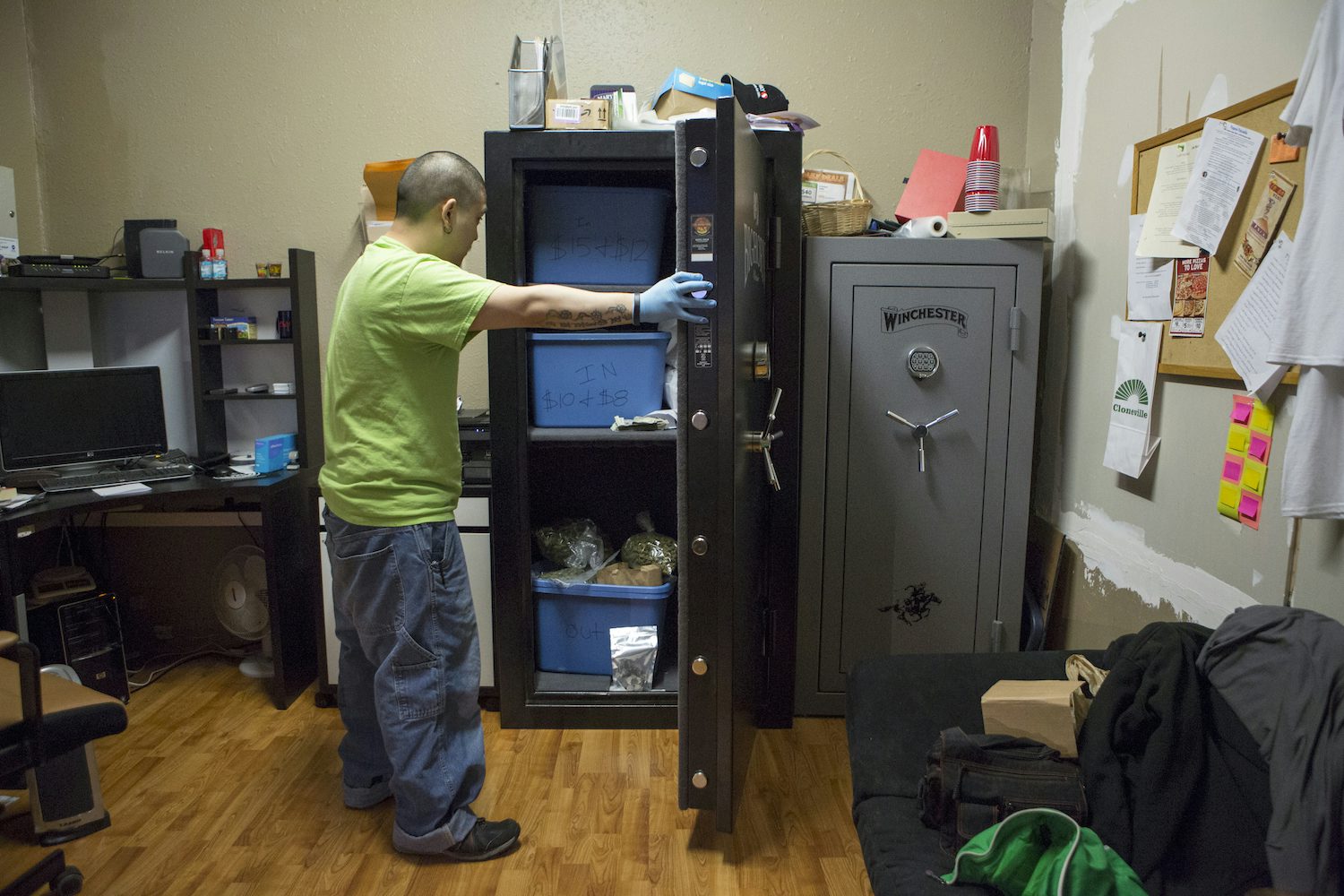 GettyImages 456349174 copy Canada Wants To Impose The Dumbest Marijuana Law In History