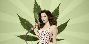 Why are female stoners notoriously underrepresented in stoner comedies?