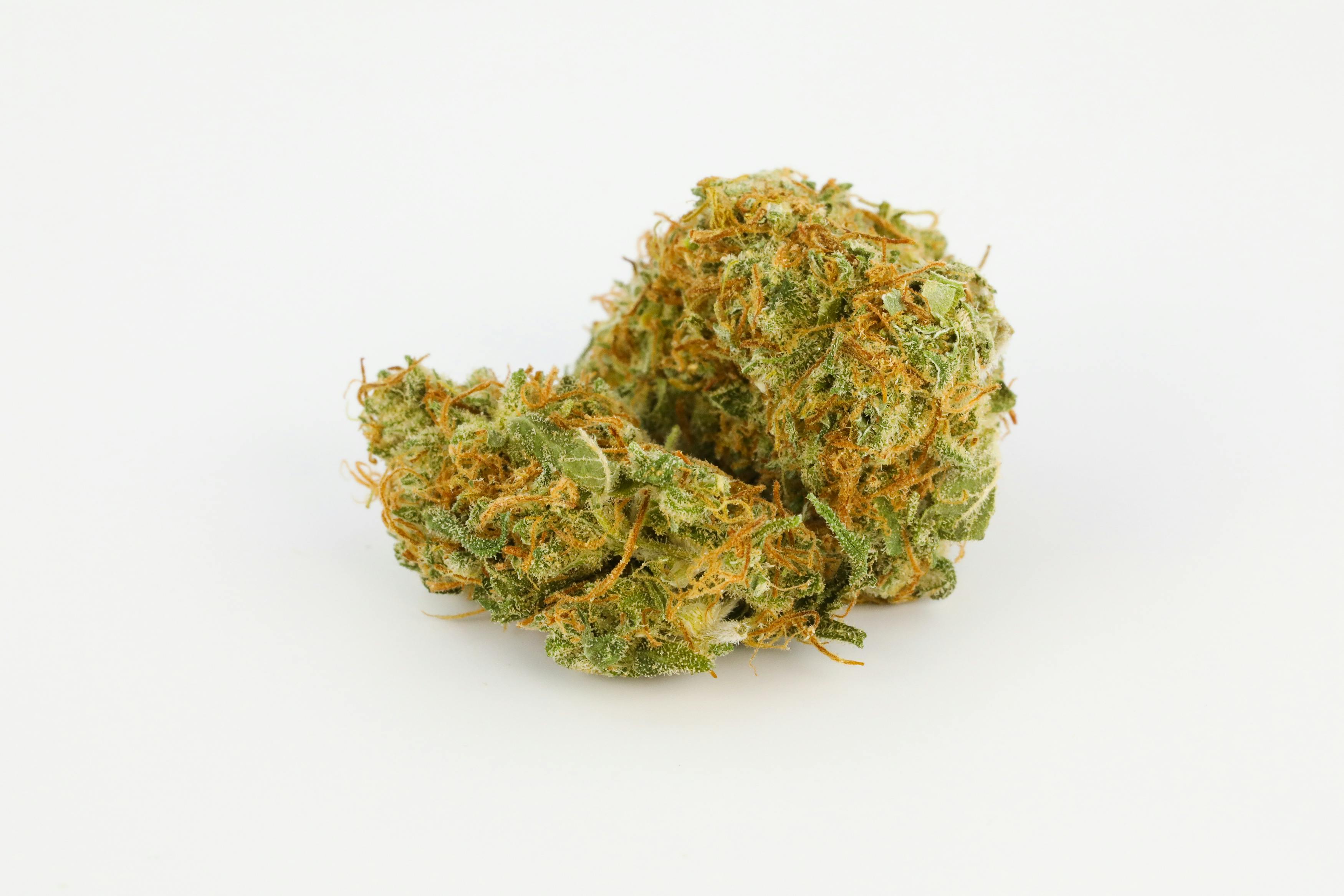 Sugar Cookie Weed; Sugar Cookie Cannabis Strain; Sugar Cookie Hybrid Marijuana Strain