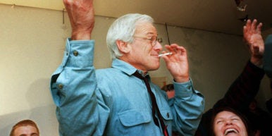 27369205 574988082838313 3868723136429497358 o 386x193 These are the states most likely to legalize at the polls in 2018