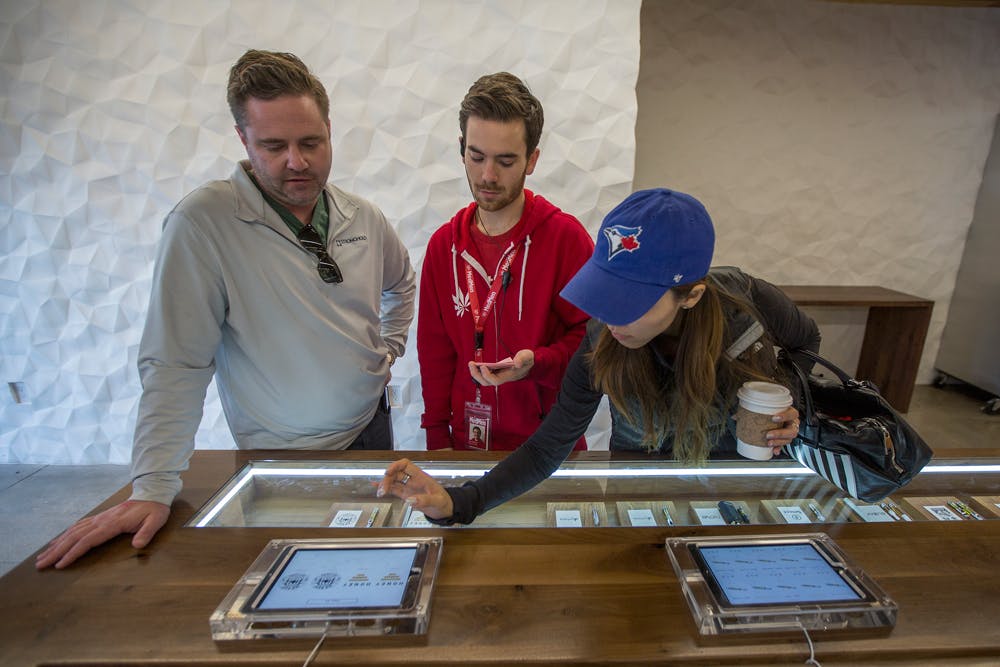 medmen resized Los Angeles pot shops officially open for recreational sales