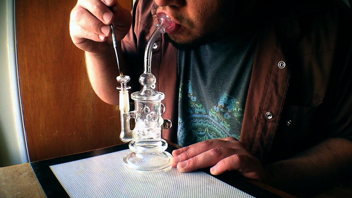 The 5 Best Electronic Dab Rigs For Dabbing Without A Blowtorch | Herb