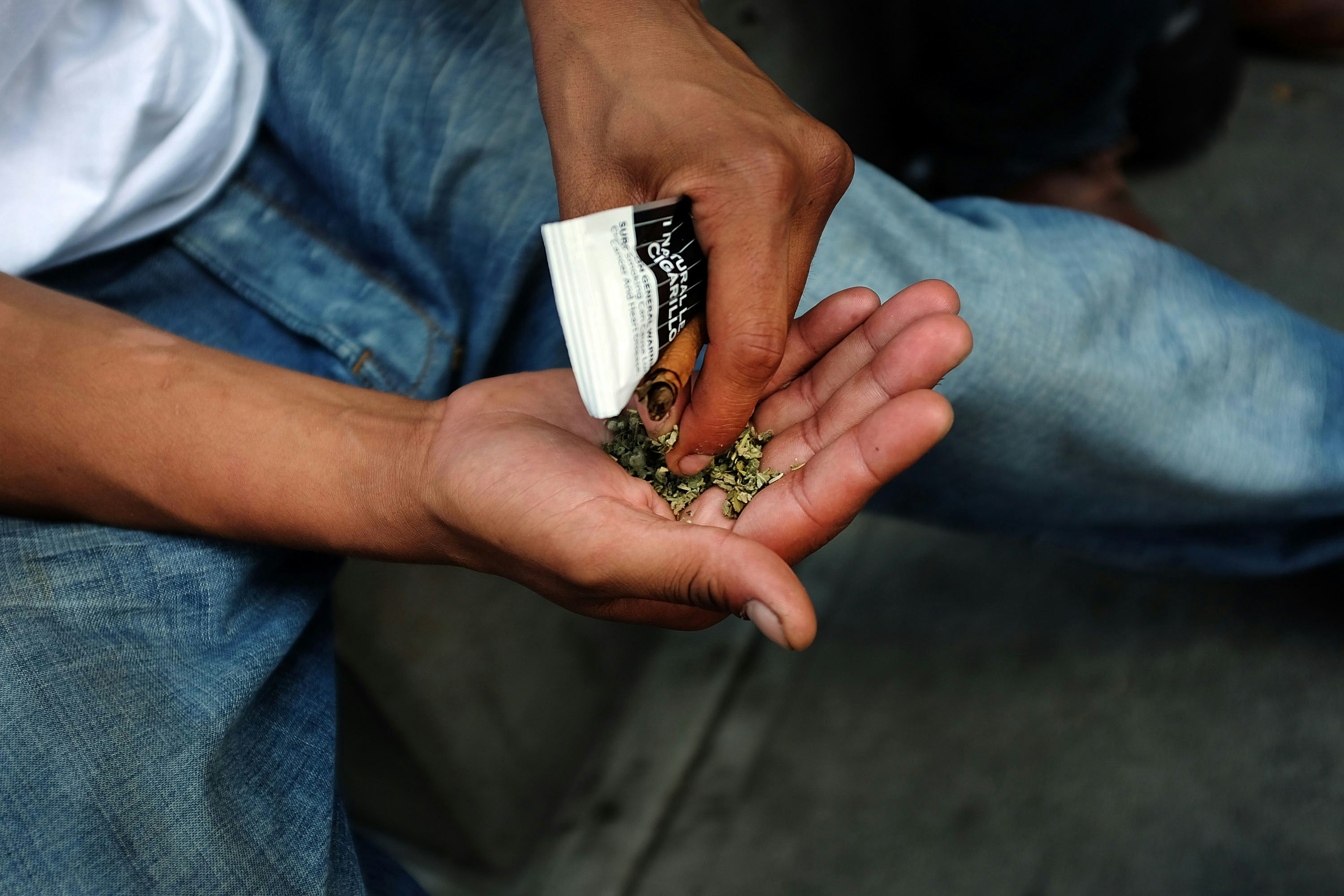Synthetic pot overdoses k2 spice 1 of 2 Synthetic marijuana overdoses on K2 and Spice are breaking out body bags