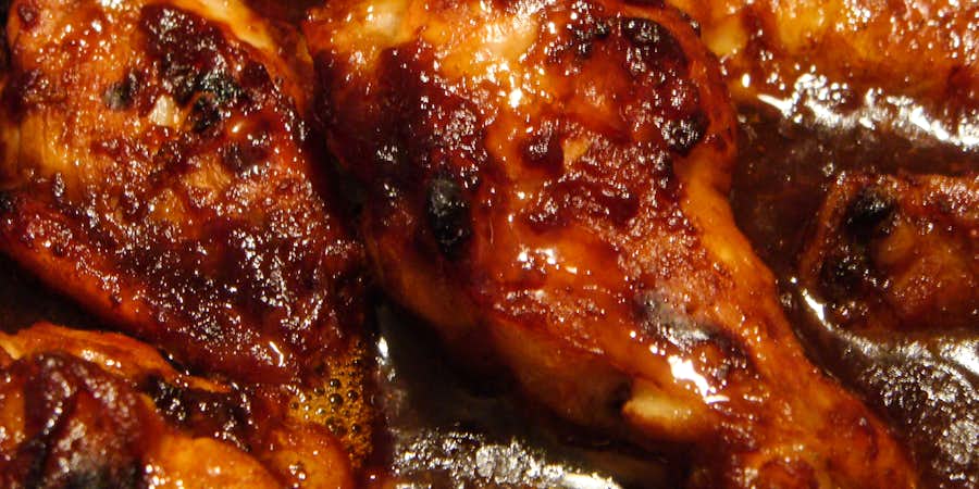 Oven-Roasted Chicken Thighs with Green Chili Sauce