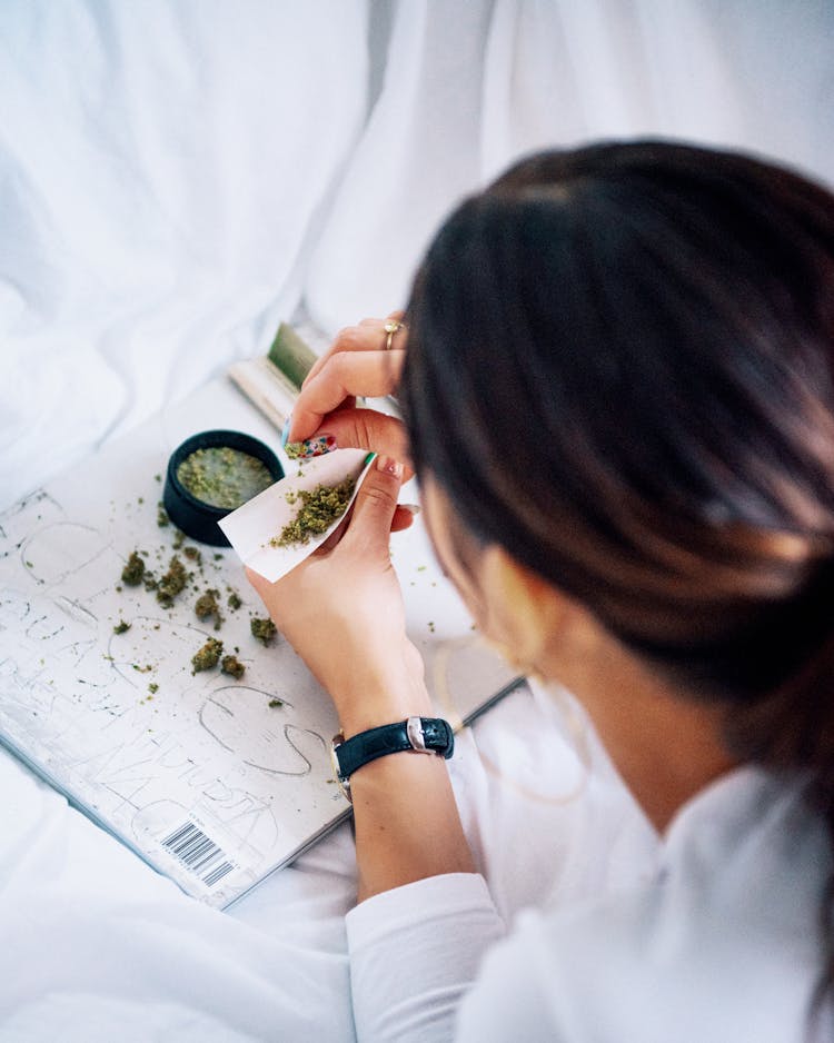 AMB1128 RETOUCHED Where You Can Find the Cheapest Weed in the World