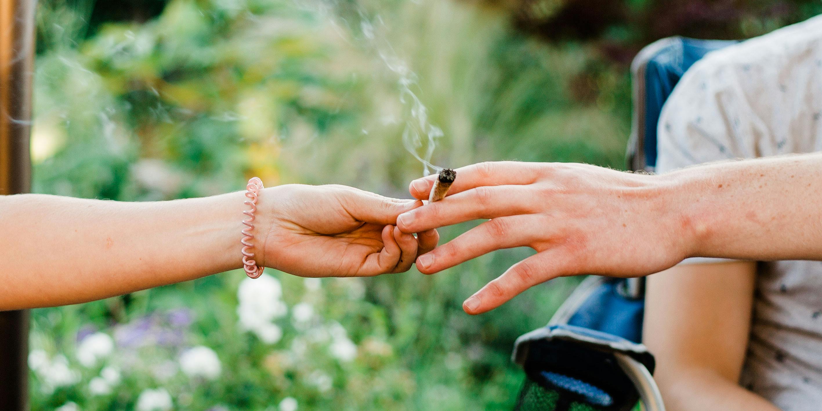 Entrepreneurs in Vermont are getting crafty with technicalities surrounding the gifting of cannabis.