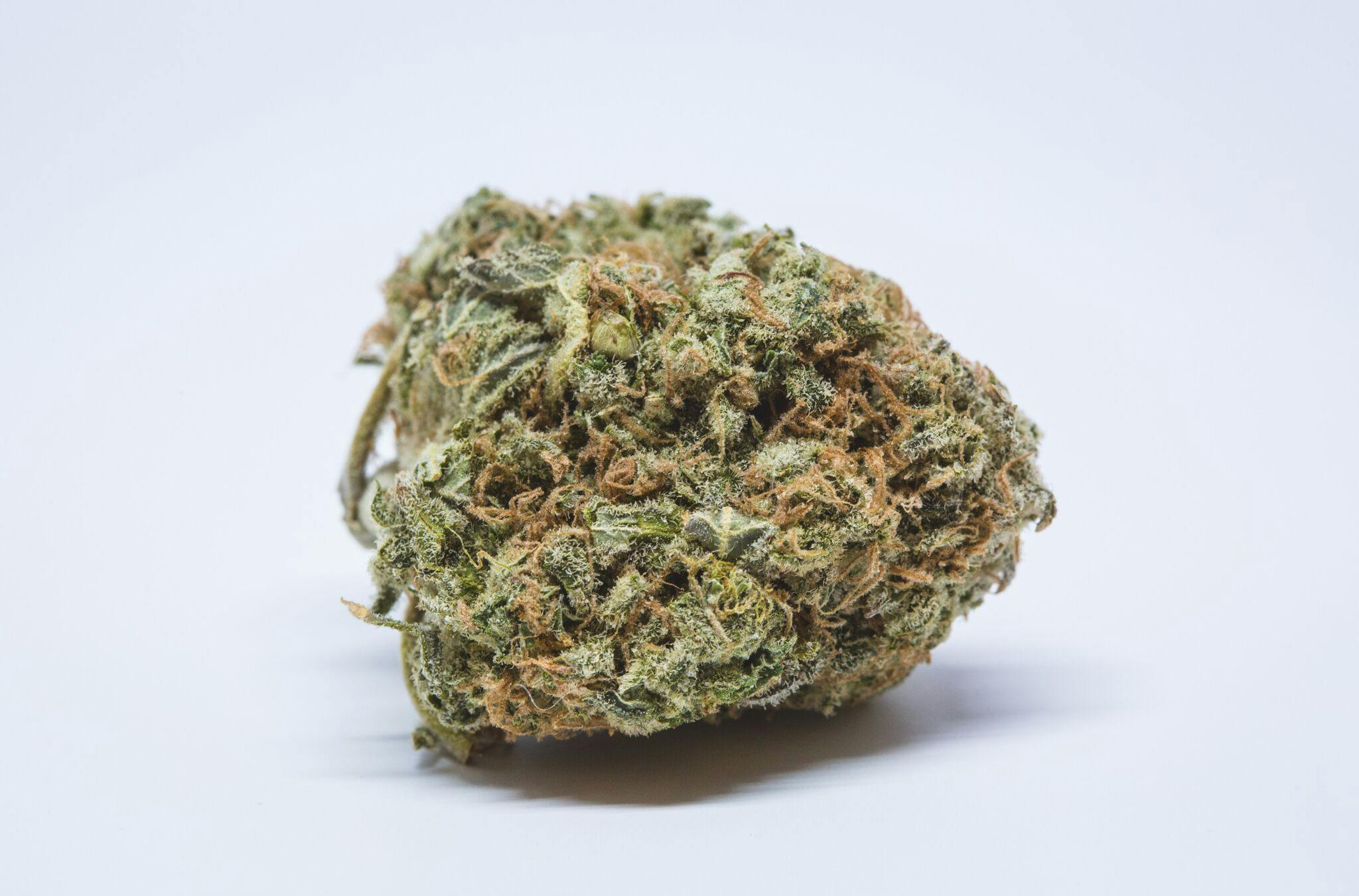 Larry OG Weed; Larry OG Cannabis Strain; Larry OG Hybrid Marijuana Strain