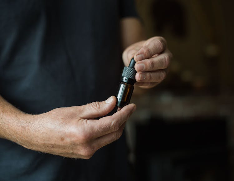 1 5 Underrated Uses for CBD You Probably Don%E2%80%99t Know About Cheech and Chong, the Cannabis Voter Project Want You to Vote This November