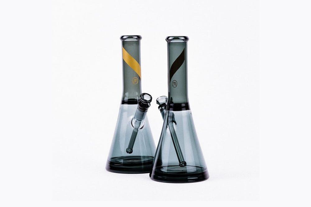 A Complete Guide to All the Best Bongs on the Market11 A Complete Guide to All the Best Bongs on the Market
