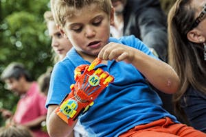 Kindness 3D is Turning Weed Packaging into Prosthetic Limbs