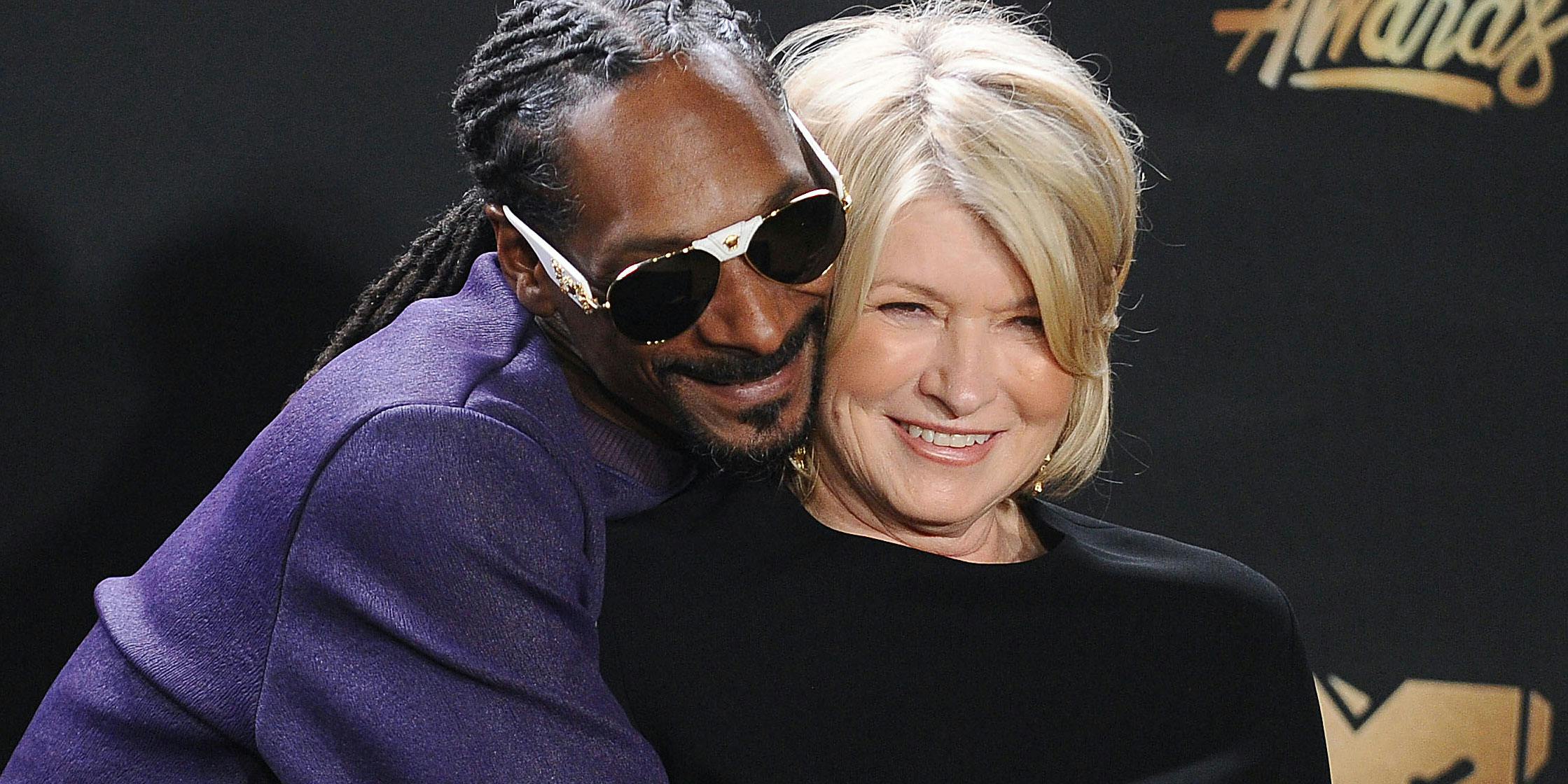 Longtime friends Snoop Dogg and Martha Stewart embrace. The duo recently released the Snoop Dogg and Martha Stewart Cookbook with tons of food cannabis enthusiasts will love.