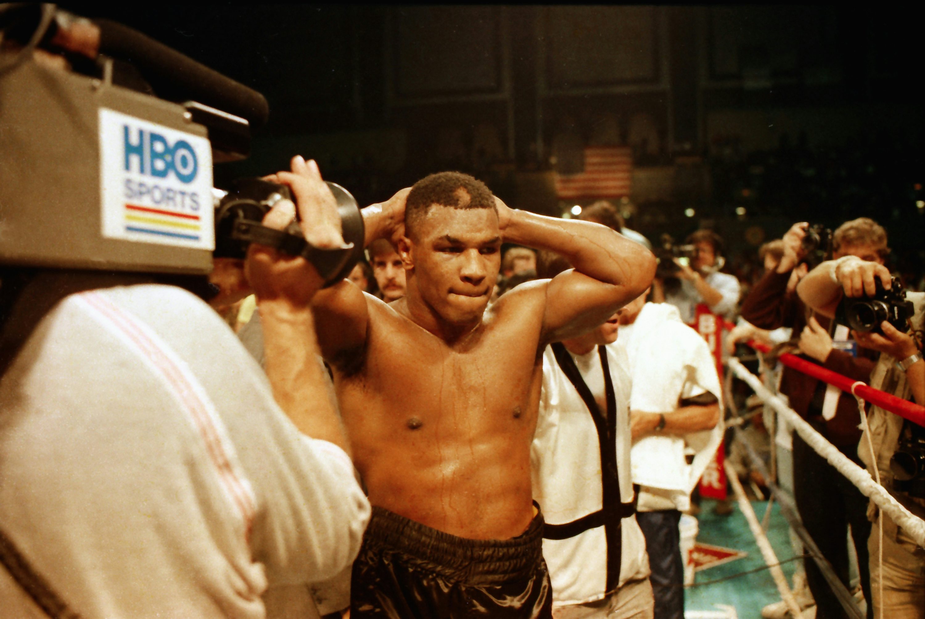 mike tyson weed farm 1 Wiz Khalifa Hot Boxes Dressing Room; Boots Shiggy For Coughing