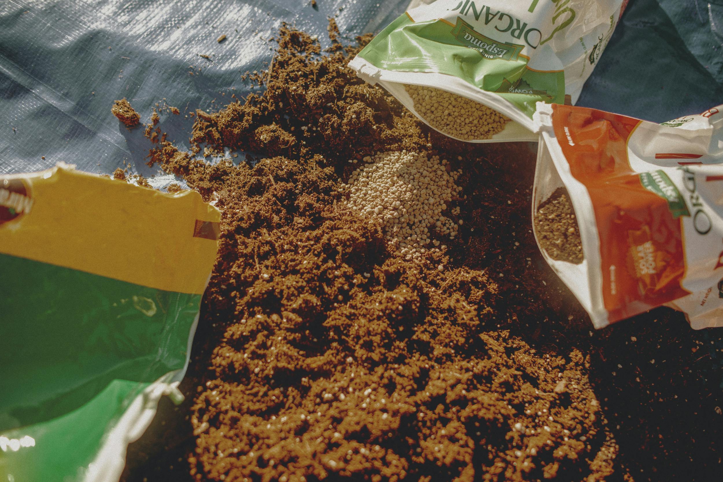 How to Make Super Soil 4 How To Make Super Soil And Grow Better Cannabis Plants