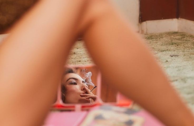 6fffa8e4efc5292690fcc40f5c8fcaea1 Weed Etiquette in 2025: From Circle Rules to Zoom Sesh Faux Pas